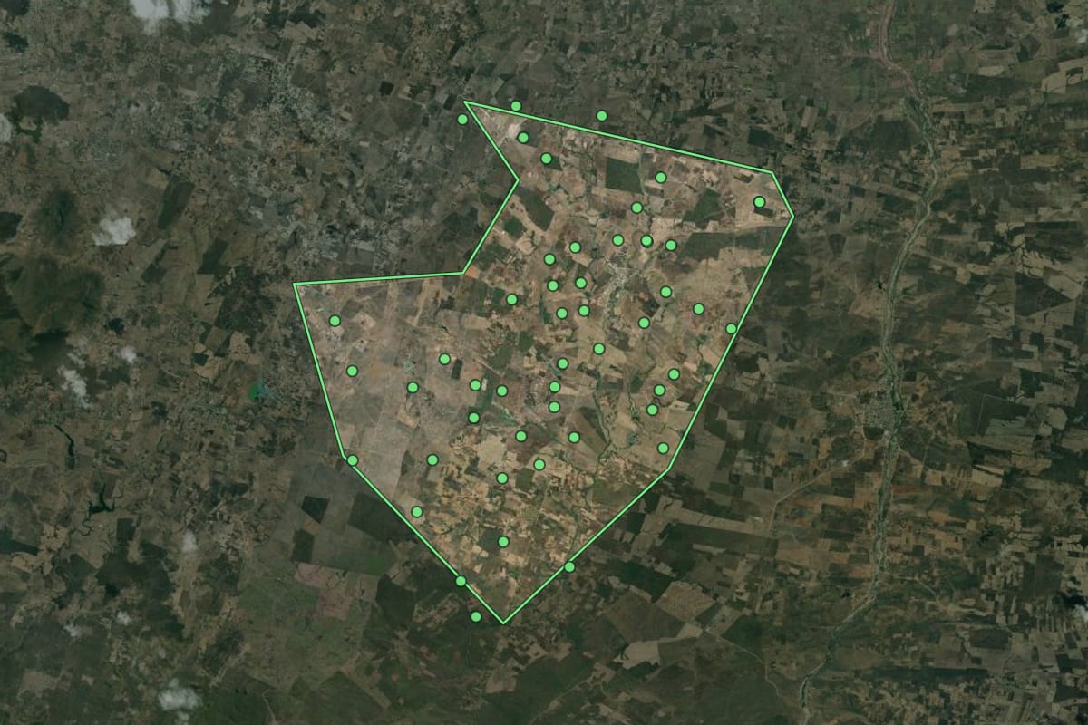 Imagem de satélite de Jacaré dos Homens (AL), com o contorno do município e a posição dos imóveis desta página.
