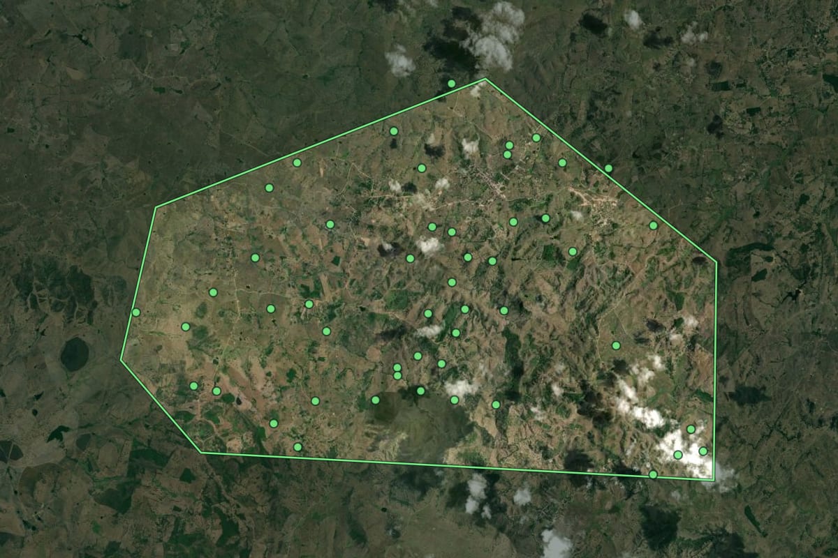 Imagem de satélite de Mar Vermelho (AL), com o contorno do município e a posição dos imóveis desta página.