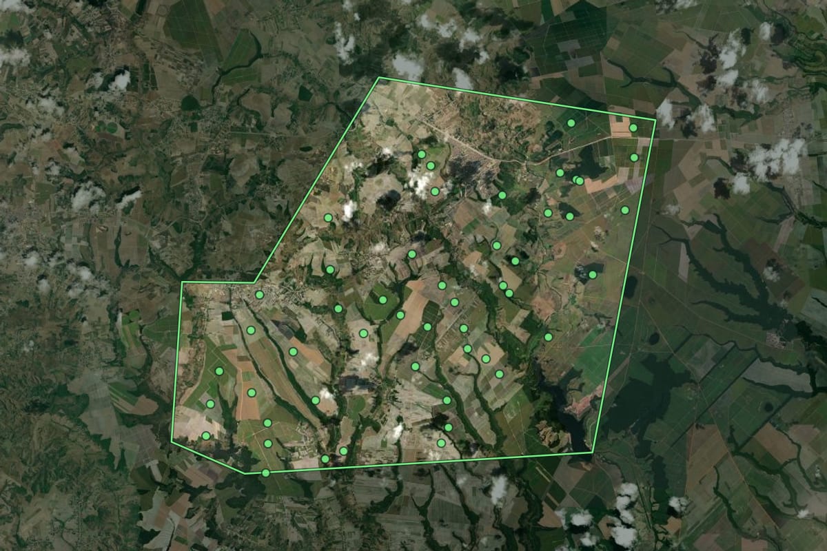 Imagem de satélite de Teotônio Vilela (AL), com o contorno do município e a posição dos imóveis desta página.
