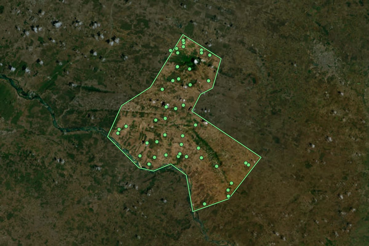 Imagem de satélite de Traipu (AL), com o contorno do município e a posição dos imóveis desta página.