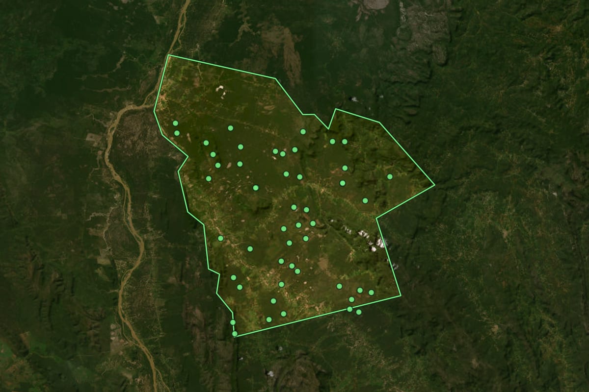 Imagem de satélite de Morpará (BA), com o contorno do município e a posição dos imóveis desta página.