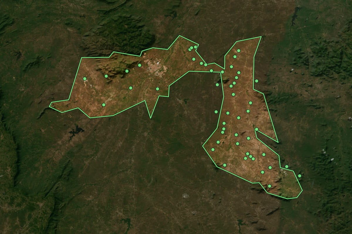Imagem de satélite de Sobral (CE), com o contorno do município e a posição dos imóveis desta página.