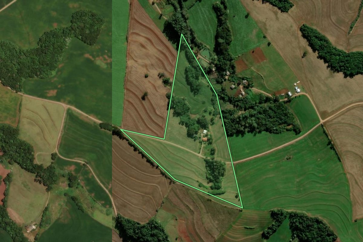 Imagem de satélite do imóvel rural em Ampére (PR), com o contorno declarado no CAR desenhado por cima.