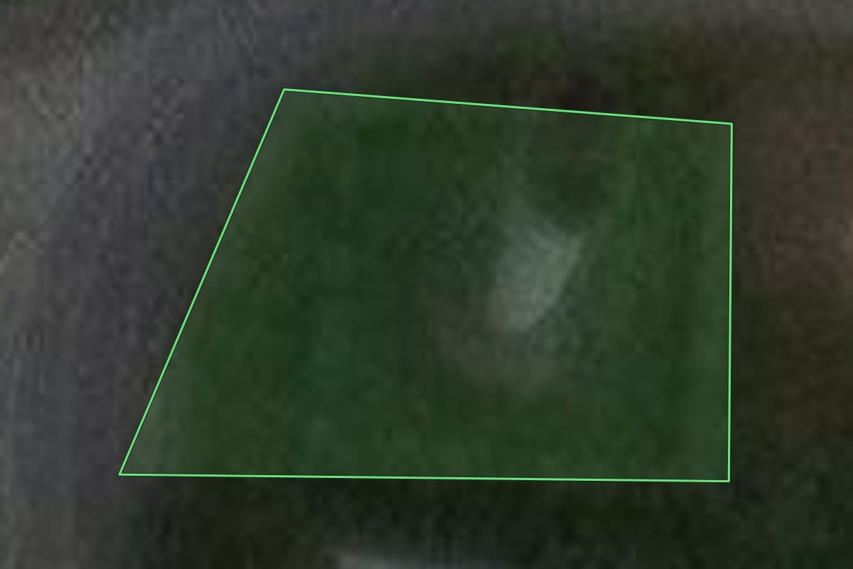Imagem de satélite do imóvel rural em Araucária (PR), com o contorno declarado no CAR desenhado por cima.