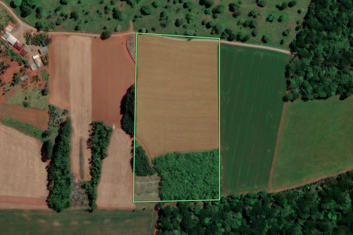 Imagem de satélite do imóvel rural em Imbituva (PR), com o contorno declarado no CAR desenhado por cima.