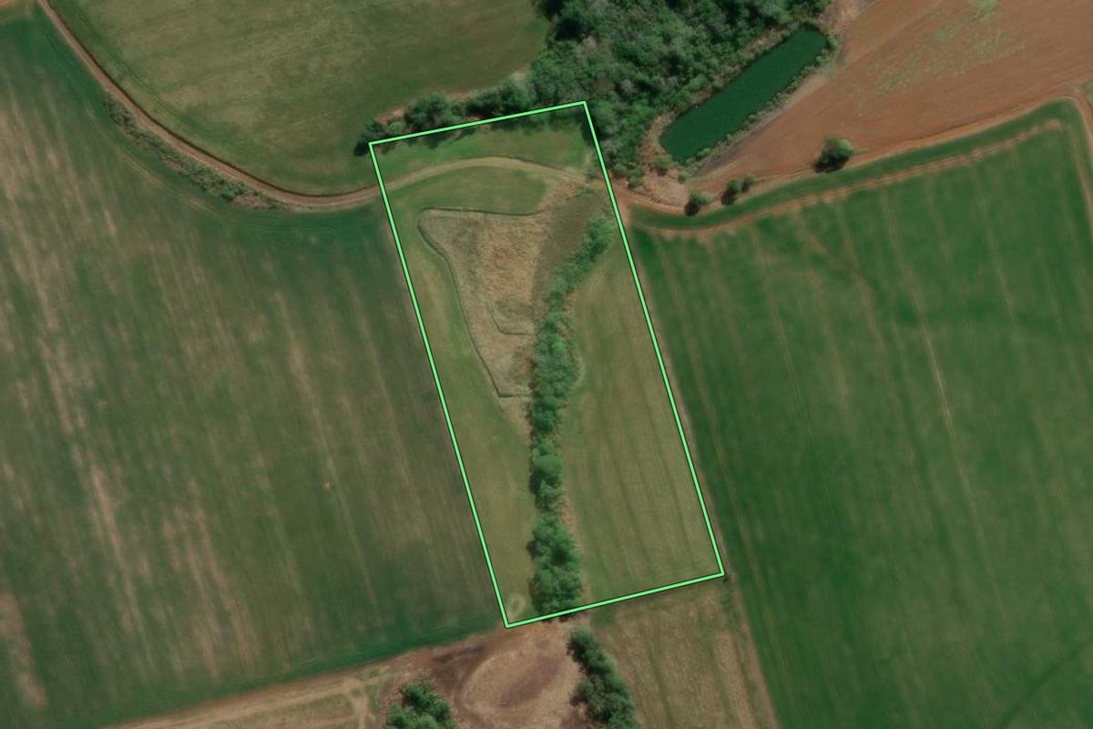 Imagem de satélite do imóvel rural em Imbituva (PR), com o contorno declarado no CAR desenhado por cima.