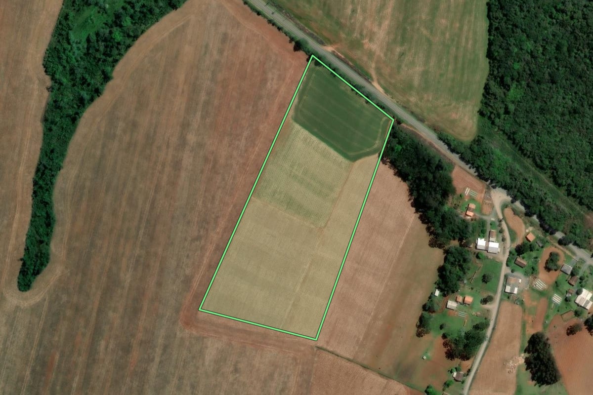 Imagem de satélite do imóvel rural em Imbituva (PR), com o contorno declarado no CAR desenhado por cima.