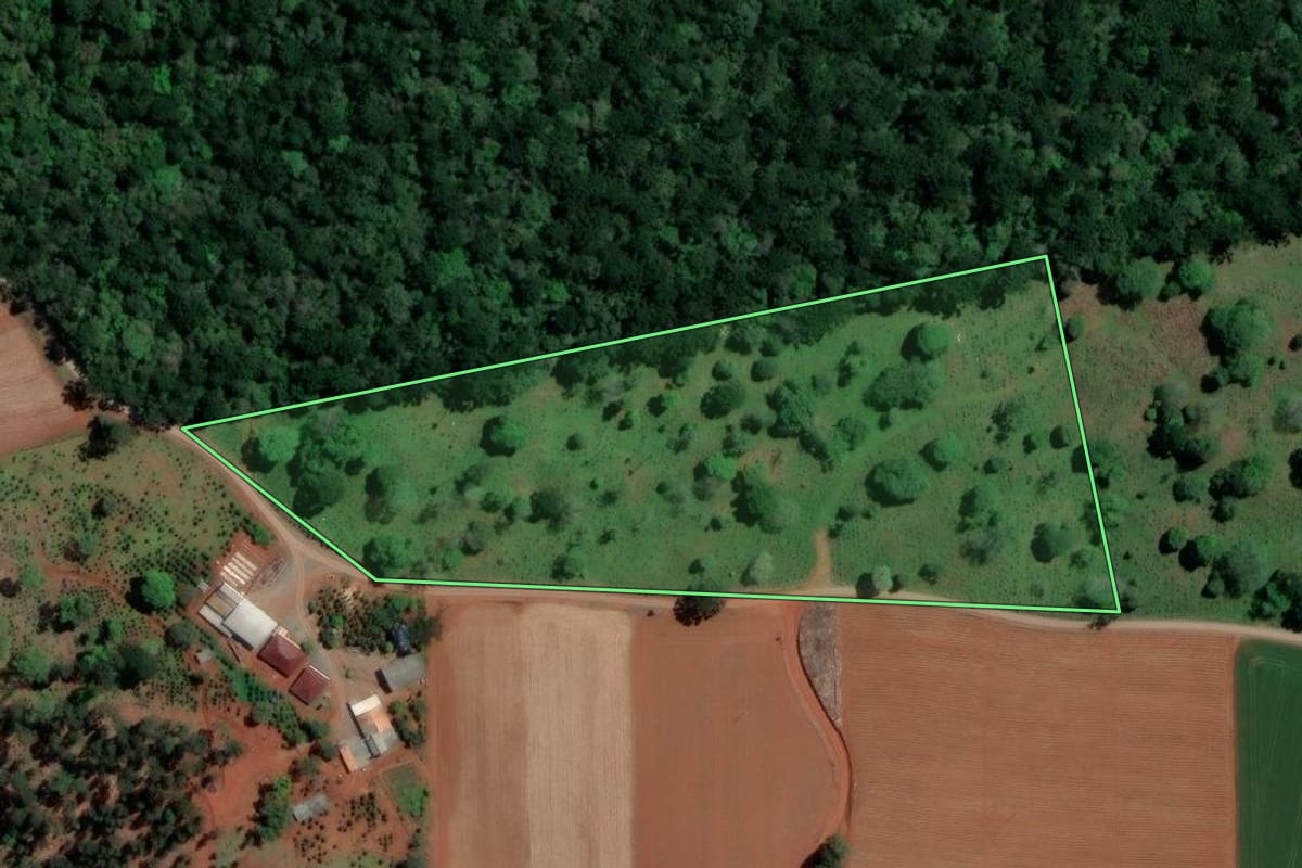Imagem de satélite do imóvel rural em Imbituva (PR), com o contorno declarado no CAR desenhado por cima.