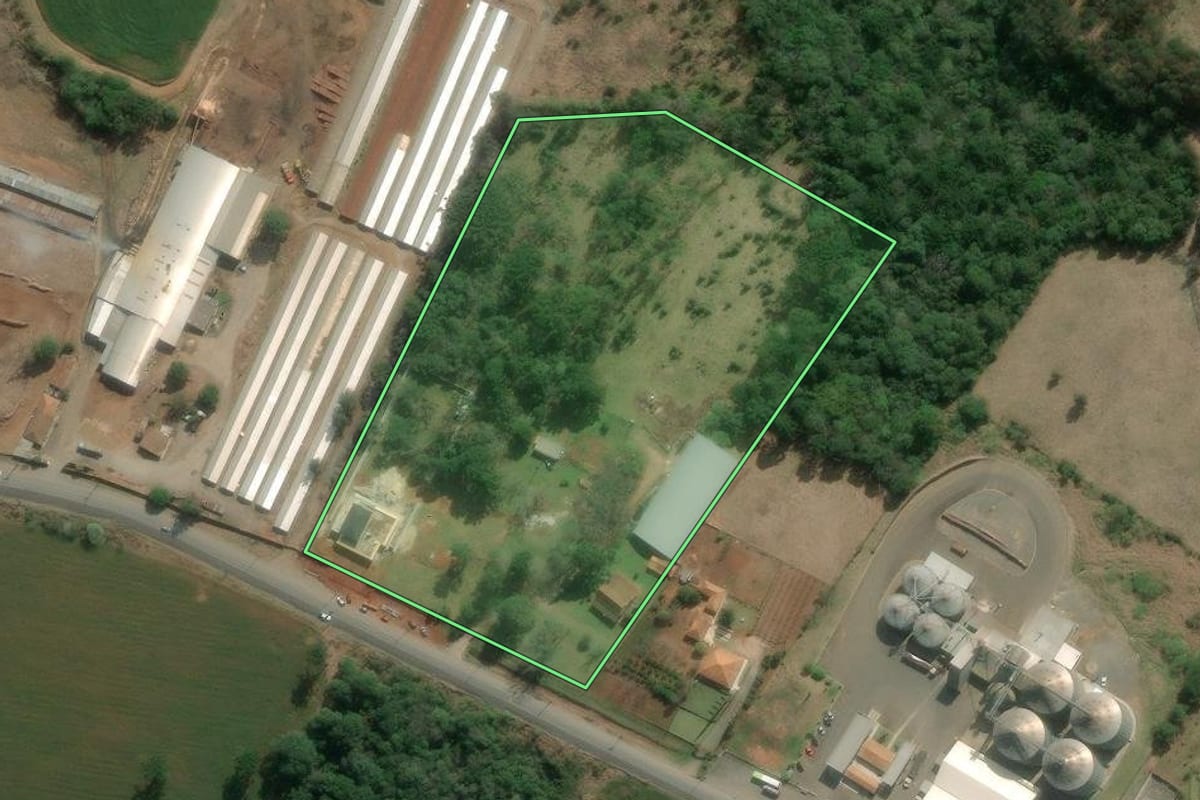Imagem de satélite do imóvel rural em Imbituva (PR), com o contorno declarado no CAR desenhado por cima.