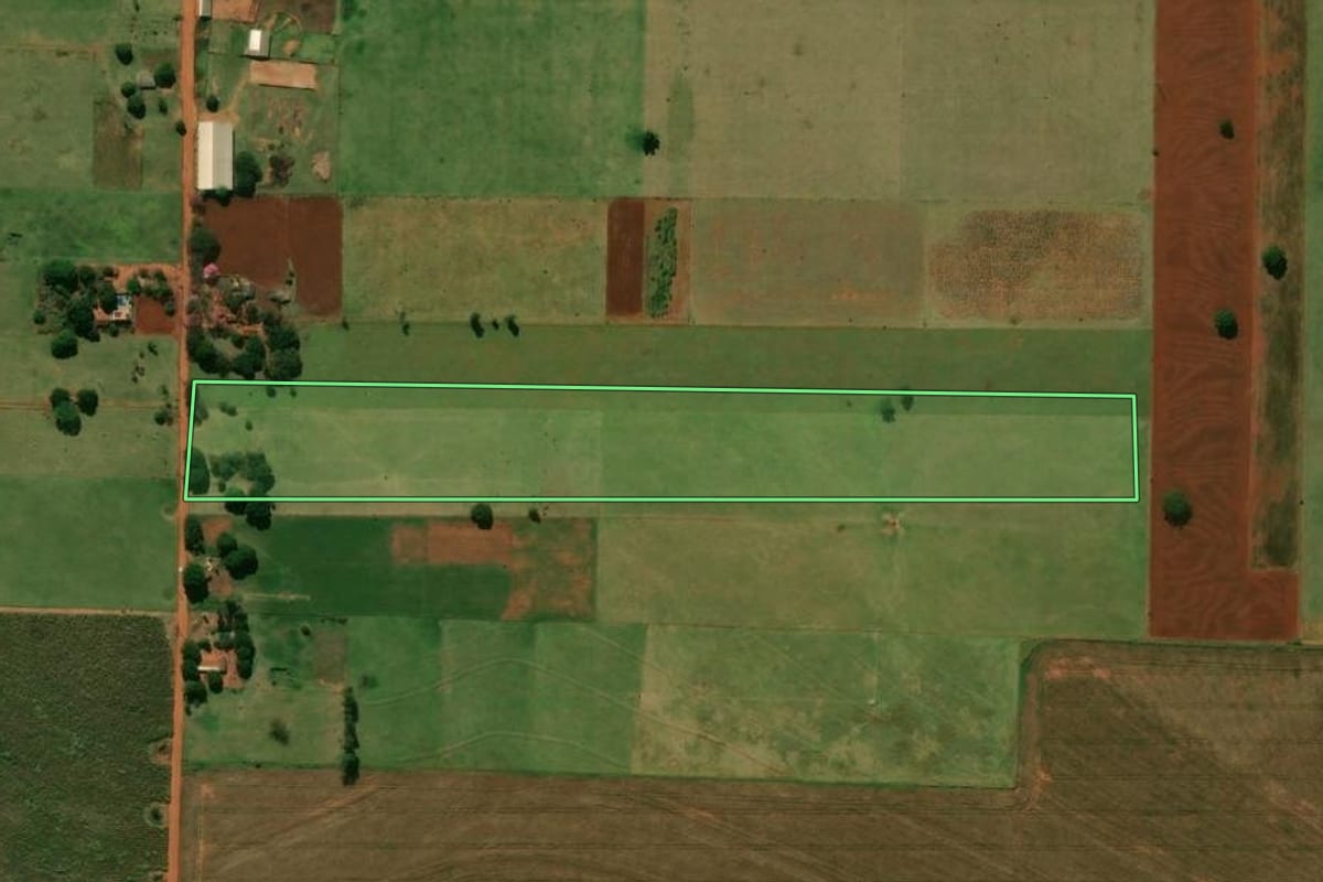 Imagem de satélite do imóvel rural em Itaúna do Sul (PR), com o contorno declarado no CAR desenhado por cima.