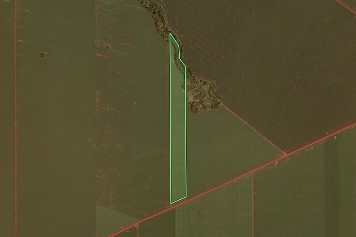 Imagem de satélite do imóvel rural em Juranda (PR), com o contorno declarado no CAR desenhado por cima.