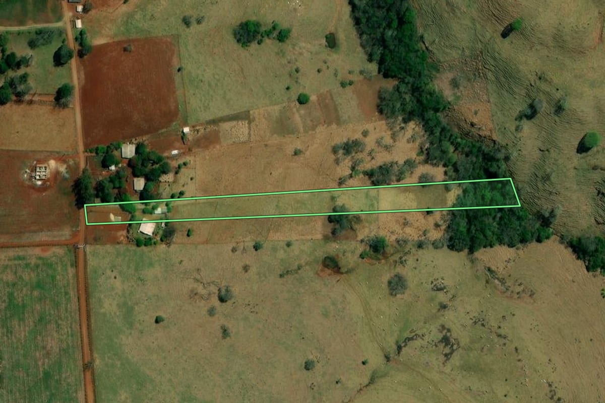 Imagem de satélite do imóvel rural em Mato Rico (PR), com o contorno declarado no CAR desenhado por cima.