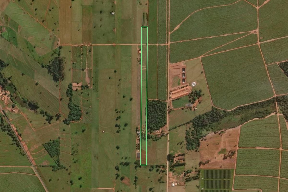 Imagem de satélite do imóvel rural em Miraselva (PR), com o contorno declarado no CAR desenhado por cima.