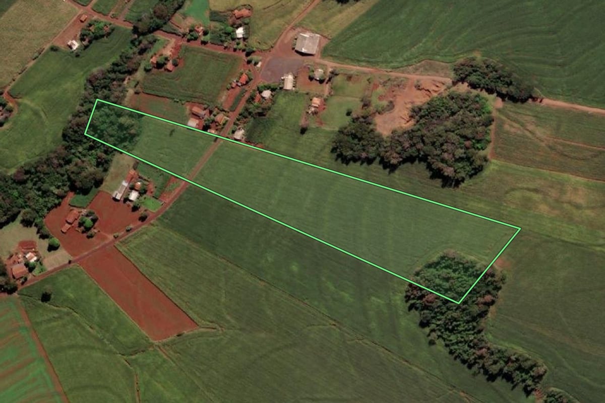 Imagem de satélite do imóvel rural em Missal (PR), com o contorno declarado no CAR desenhado por cima.