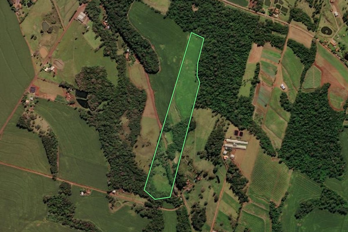 Imagem de satélite do imóvel rural em Missal (PR), com o contorno declarado no CAR desenhado por cima.