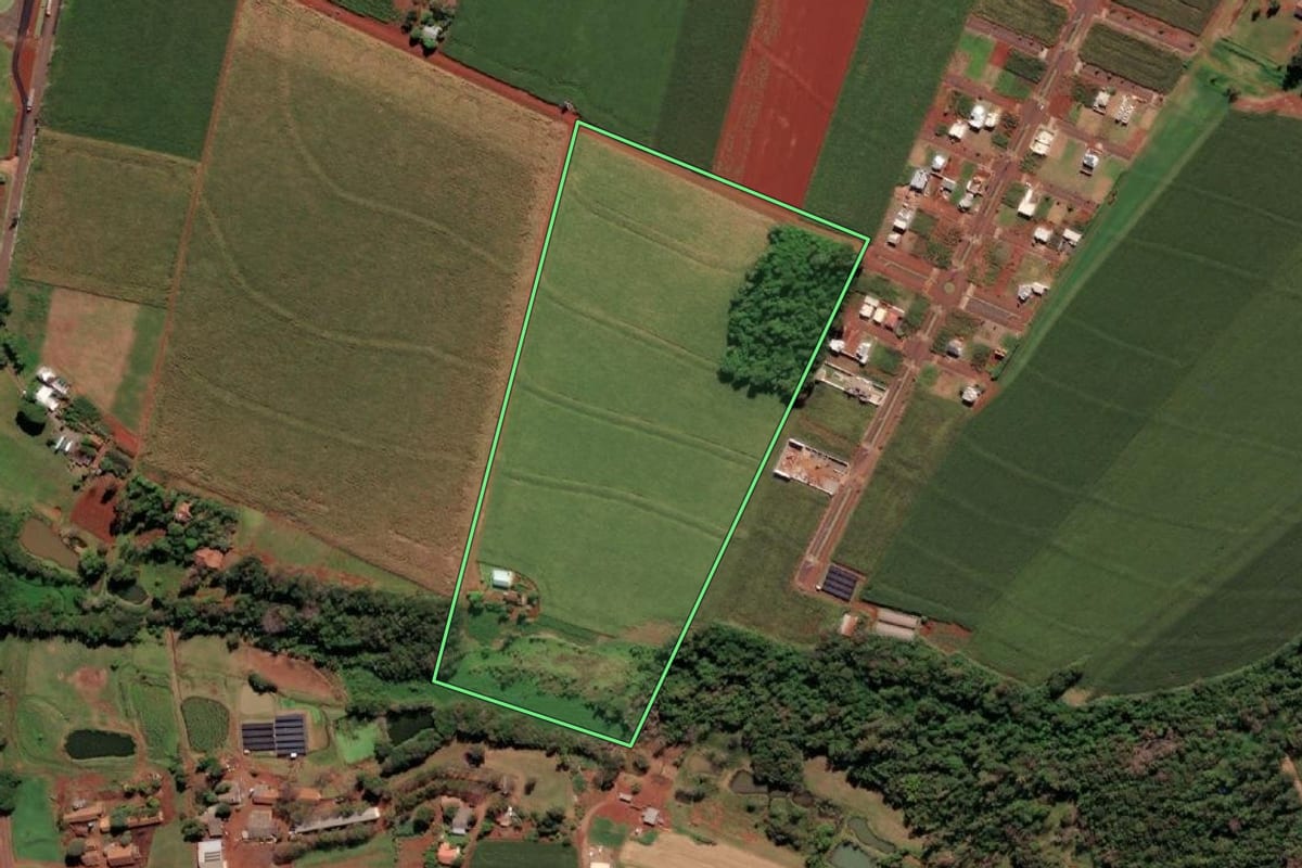 Imagem de satélite do imóvel rural em Missal (PR), com o contorno declarado no CAR desenhado por cima.