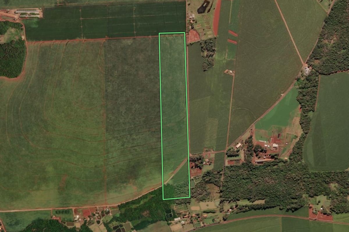Imagem de satélite do imóvel rural em Missal (PR), com o contorno declarado no CAR desenhado por cima.
