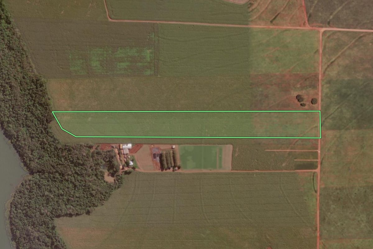 Imagem de satélite do imóvel rural em Missal (PR), com o contorno declarado no CAR desenhado por cima.