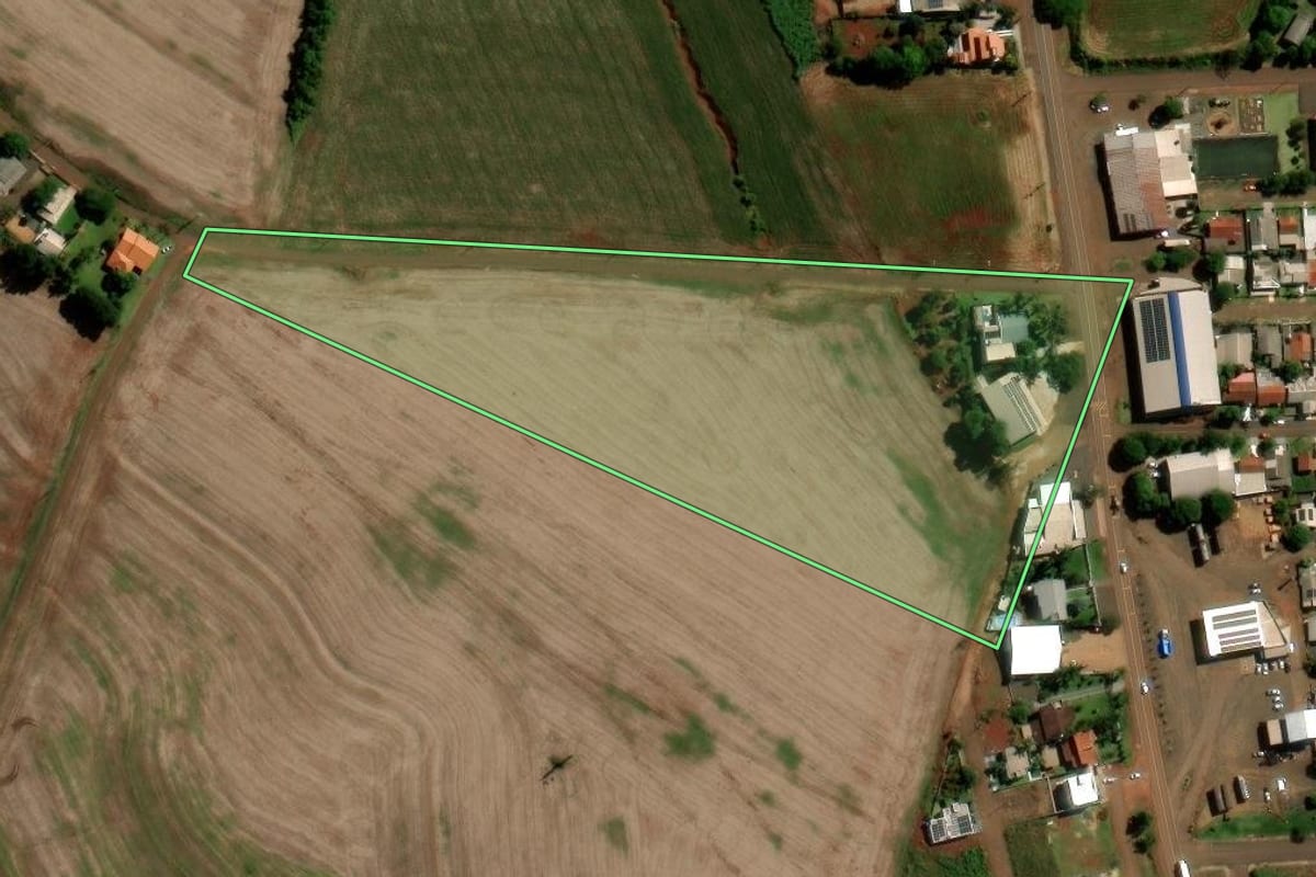 Imagem de satélite do imóvel rural em Nova Prata do Iguaçu (PR), com o contorno declarado no CAR desenhado por cima.