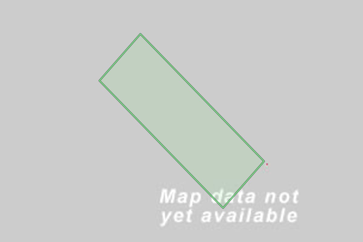 Imagem de satélite do imóvel rural em Paranaguá (PR), com o contorno declarado no CAR desenhado por cima.