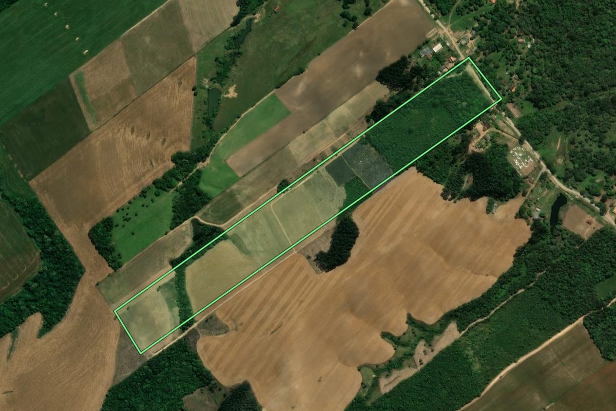 Imagem de satélite do imóvel rural em Prudentópolis (PR), com o contorno declarado no CAR desenhado por cima.