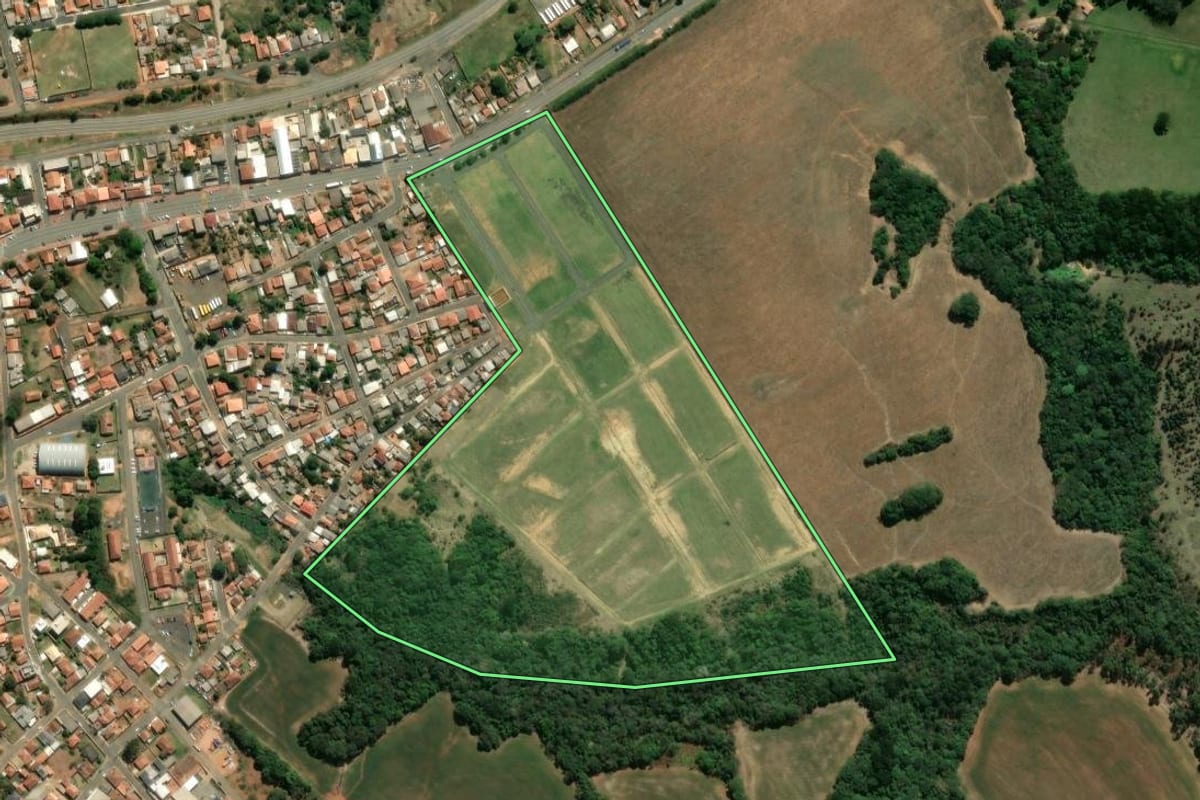 Imagem de satélite do imóvel rural em Ventania (PR), com o contorno declarado no CAR desenhado por cima.
