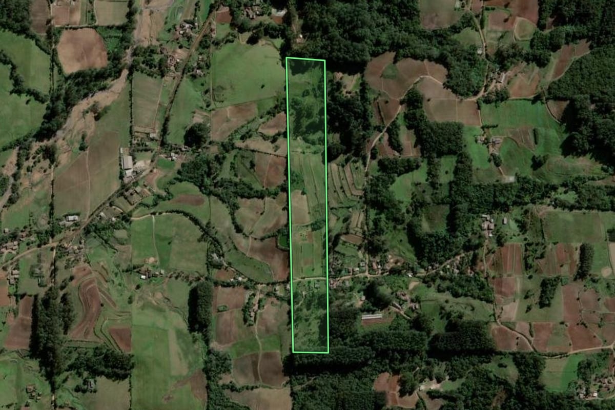 Imagem de satélite do imóvel rural em Agudo (RS), com o contorno declarado no CAR desenhado por cima.