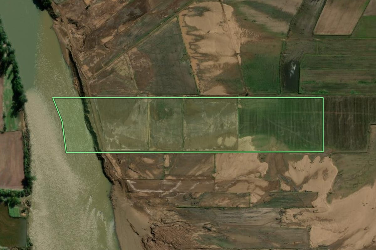 Imagem de satélite do imóvel rural em Agudo (RS), com o contorno declarado no CAR desenhado por cima.