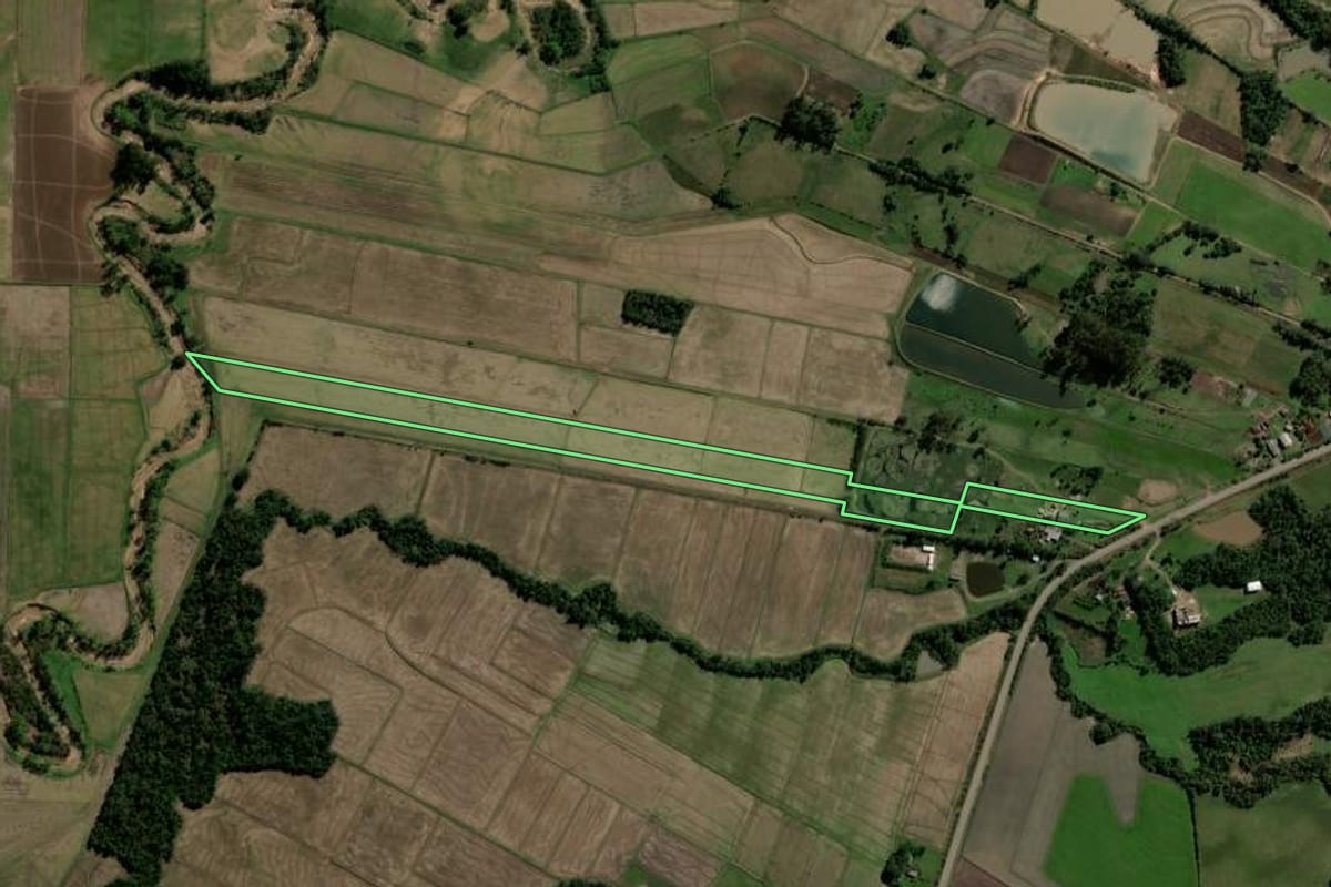 Imagem de satélite do imóvel rural em Agudo (RS), com o contorno declarado no CAR desenhado por cima.