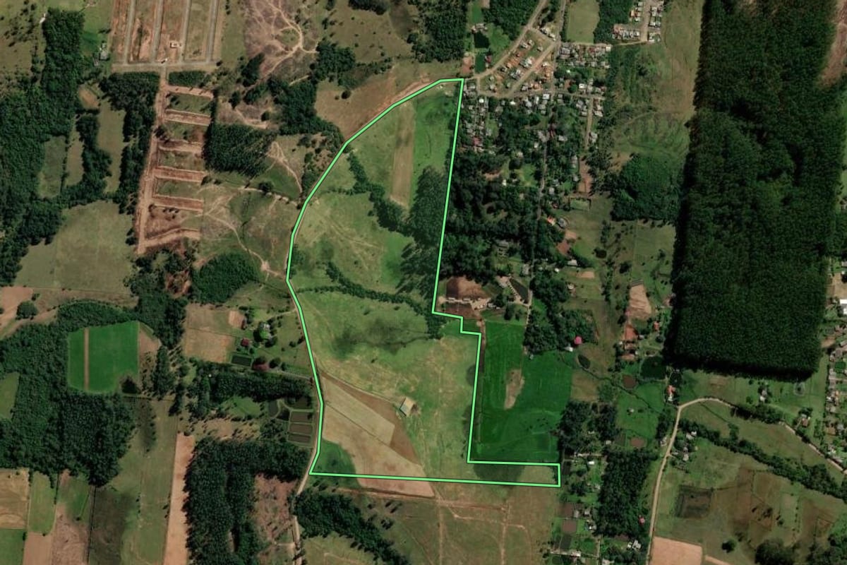 Imagem de satélite do imóvel rural em Araricá (RS), com o contorno declarado no CAR desenhado por cima.