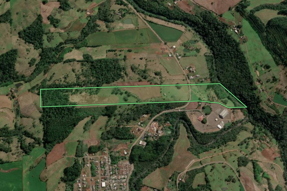 Imagem de satélite do imóvel rural em Aratiba (RS), com o contorno declarado no CAR desenhado por cima.