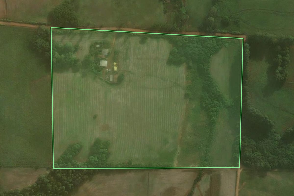 Imagem de satélite do imóvel rural em Augusto Pestana (RS), com o contorno declarado no CAR desenhado por cima.