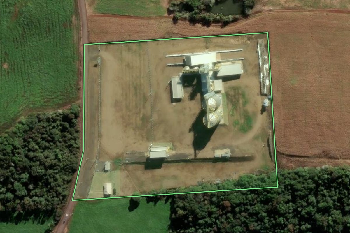 Imagem de satélite do imóvel rural em Barão de Cotegipe (RS), com o contorno declarado no CAR desenhado por cima.