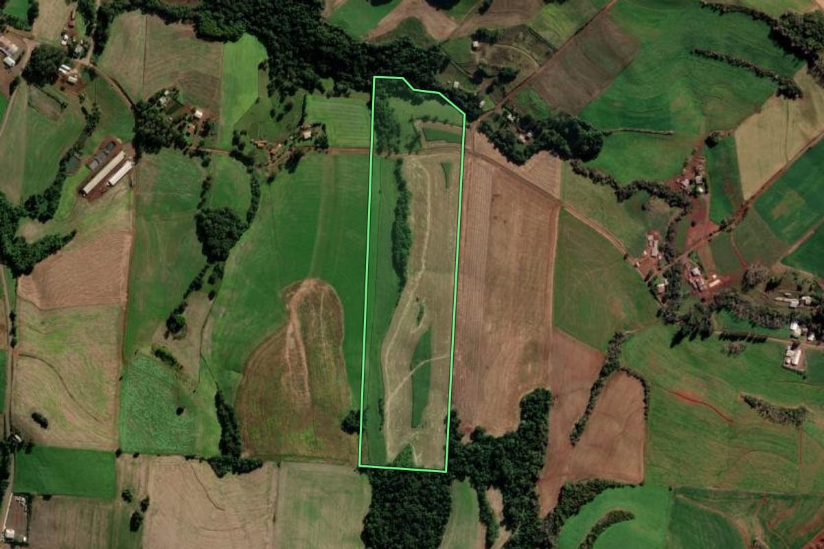 Imagem de satélite do imóvel rural em Barra Funda (RS), com o contorno declarado no CAR desenhado por cima.