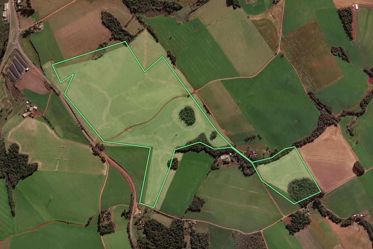 Imagem de satélite do imóvel rural em Boa Vista das Missões (RS), com o contorno declarado no CAR desenhado por cima.