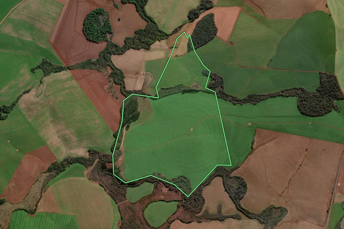 Imagem de satélite do imóvel rural em Boa Vista das Missões (RS), com o contorno declarado no CAR desenhado por cima.