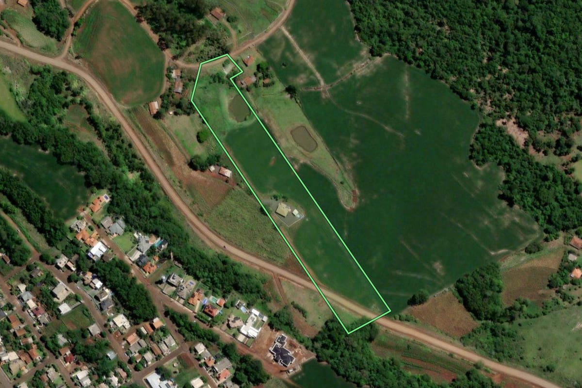 Imagem de satélite do imóvel rural em Boa Vista do Buricá (RS), com o contorno declarado no CAR desenhado por cima.