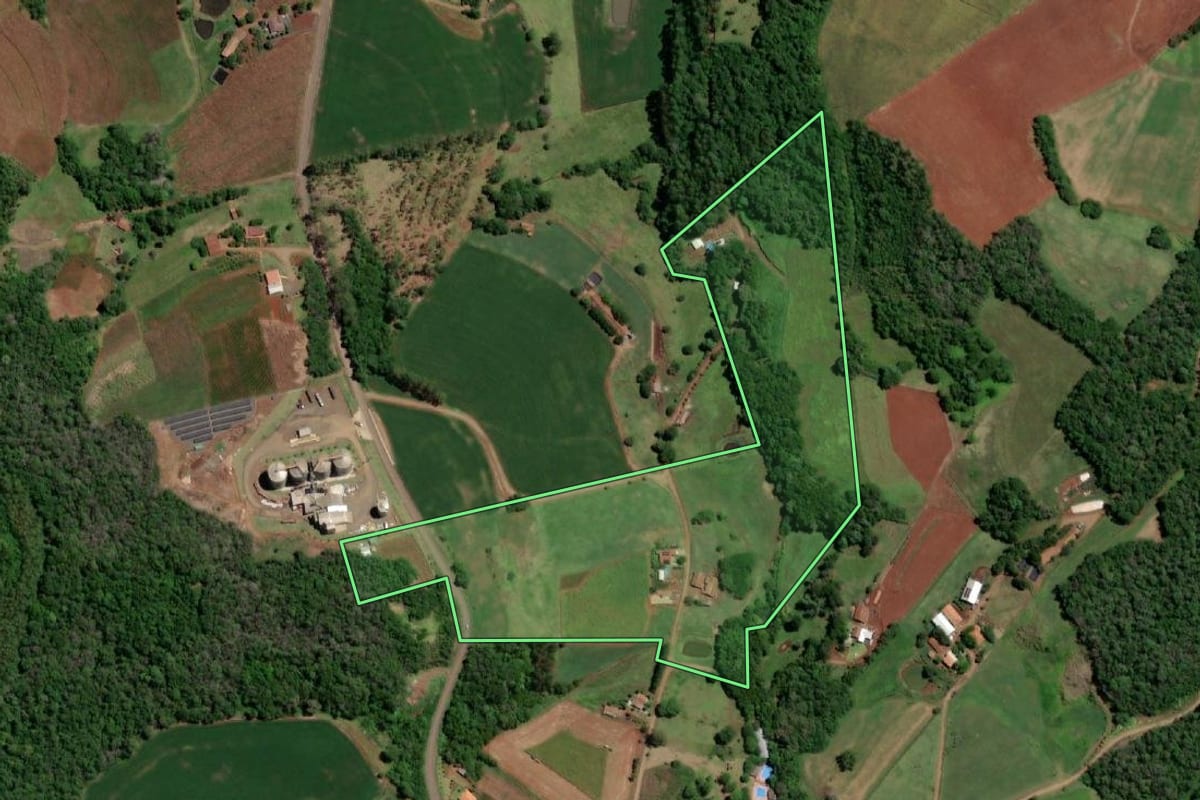Imagem de satélite do imóvel rural em Boa Vista do Buricá (RS), com o contorno declarado no CAR desenhado por cima.