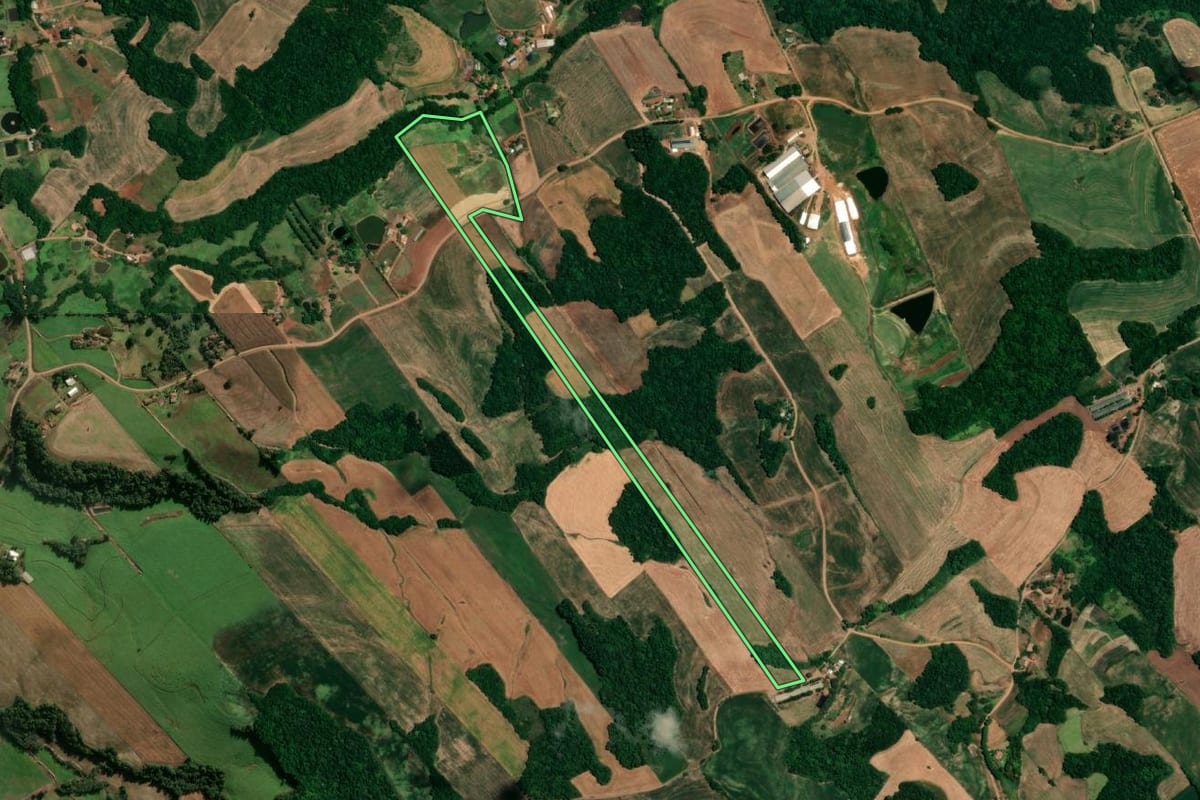 Imagem de satélite do imóvel rural em Boa Vista do Buricá (RS), com o contorno declarado no CAR desenhado por cima.