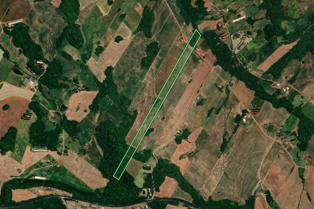 Imagem de satélite do imóvel rural em Boa Vista do Buricá (RS), com o contorno declarado no CAR desenhado por cima.