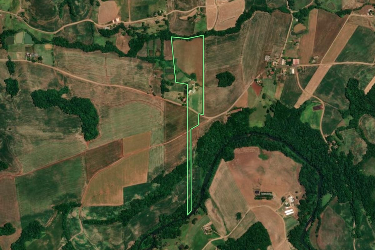 Imagem de satélite do imóvel rural em Boa Vista do Buricá (RS), com o contorno declarado no CAR desenhado por cima.