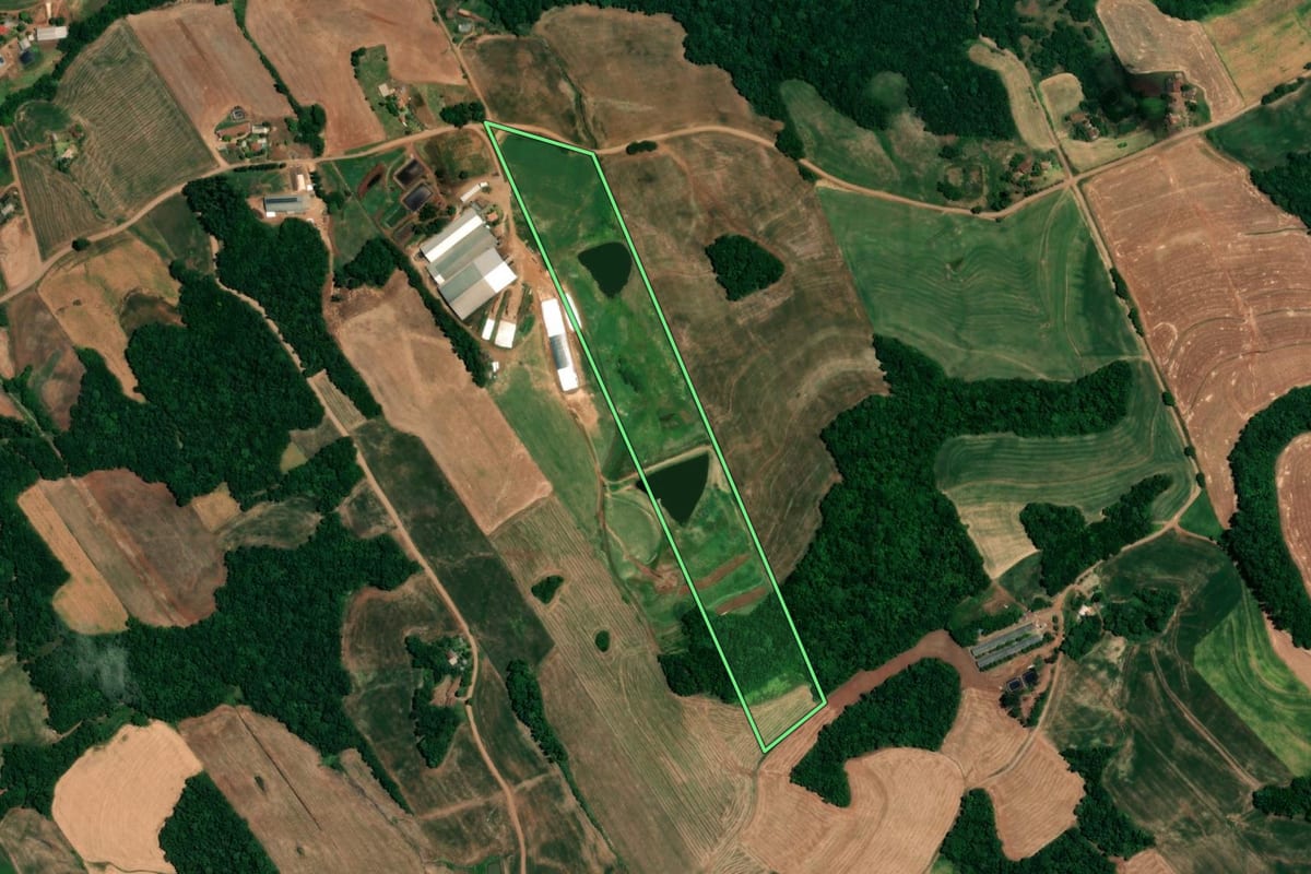 Imagem de satélite do imóvel rural em Boa Vista do Buricá (RS), com o contorno declarado no CAR desenhado por cima.