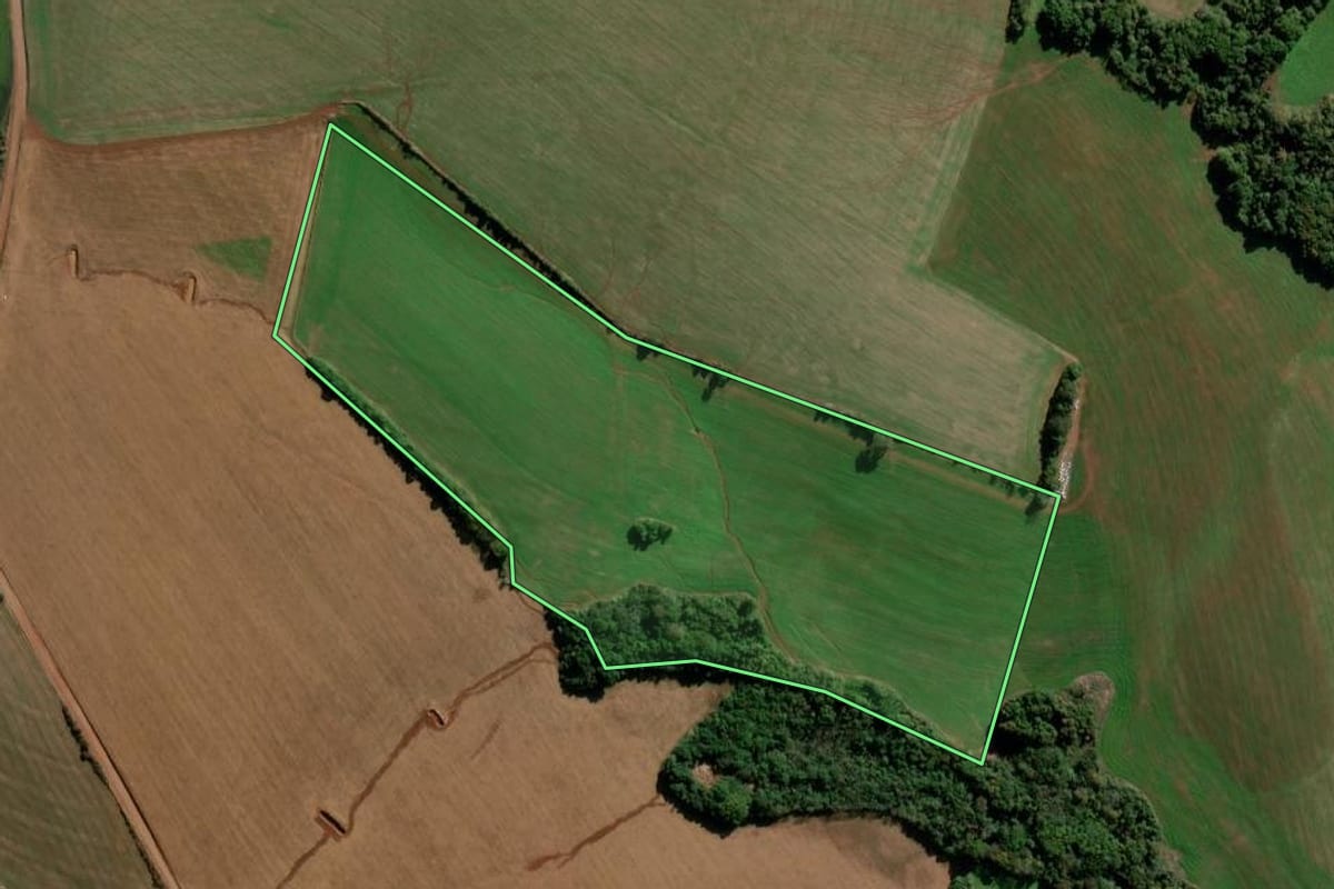 Imagem de satélite do imóvel rural em Boa Vista do Cadeado (RS), com o contorno declarado no CAR desenhado por cima.