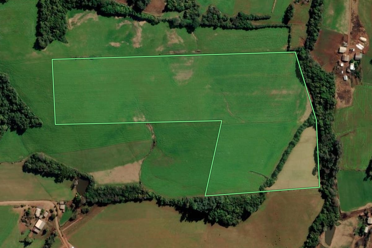 Imagem de satélite do imóvel rural em Boa Vista do Cadeado (RS), com o contorno declarado no CAR desenhado por cima.
