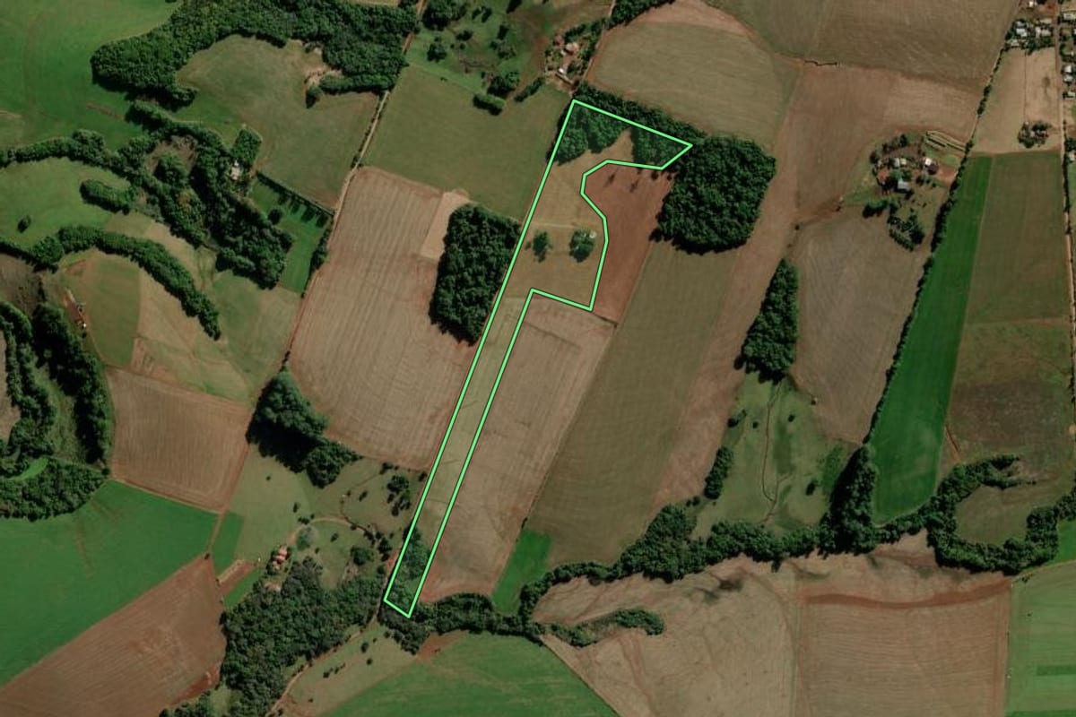 Imagem de satélite do imóvel rural em Boa Vista do Cadeado (RS), com o contorno declarado no CAR desenhado por cima.