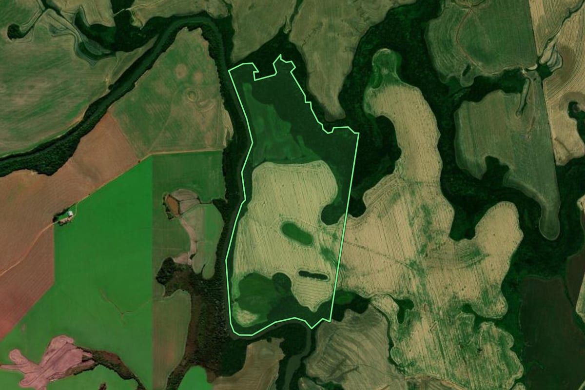 Imagem de satélite do imóvel rural em Boa Vista do Incra (RS), com o contorno declarado no CAR desenhado por cima.