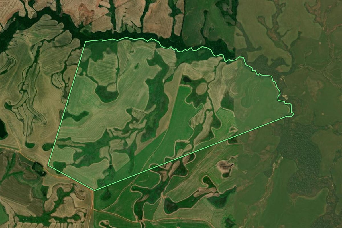 Imagem de satélite do imóvel rural em Boa Vista do Incra (RS), com o contorno declarado no CAR desenhado por cima.