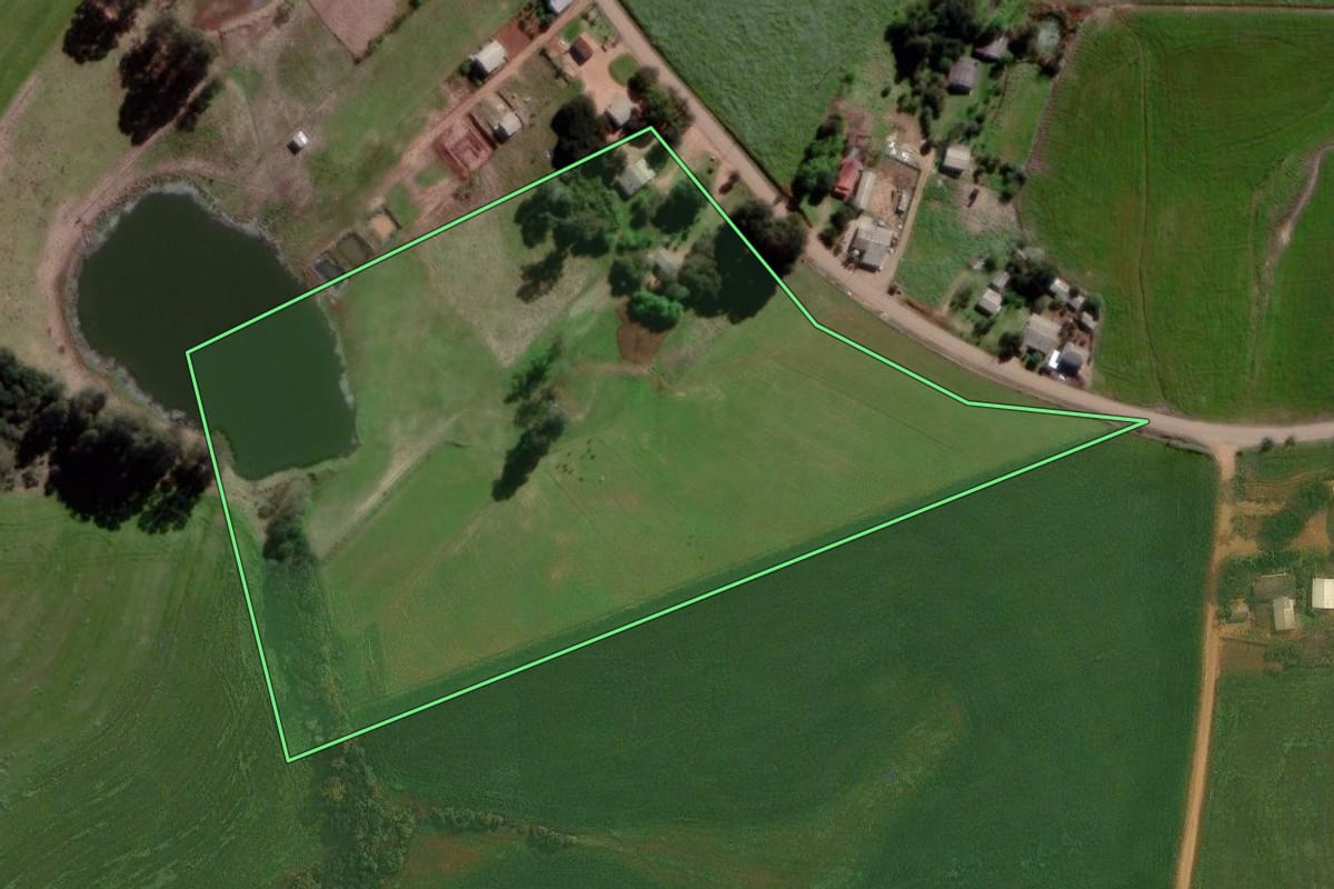 Imagem de satélite do imóvel rural em Boa Vista do Incra (RS), com o contorno declarado no CAR desenhado por cima.