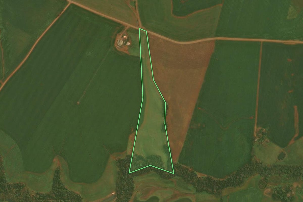 Imagem de satélite do imóvel rural em Boa Vista do Incra (RS), com o contorno declarado no CAR desenhado por cima.