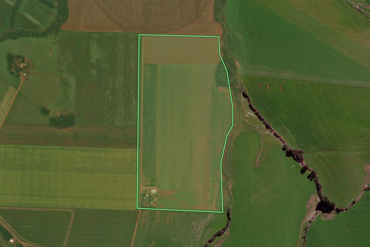 Imagem de satélite do imóvel rural em Boa Vista do Incra (RS), com o contorno declarado no CAR desenhado por cima.